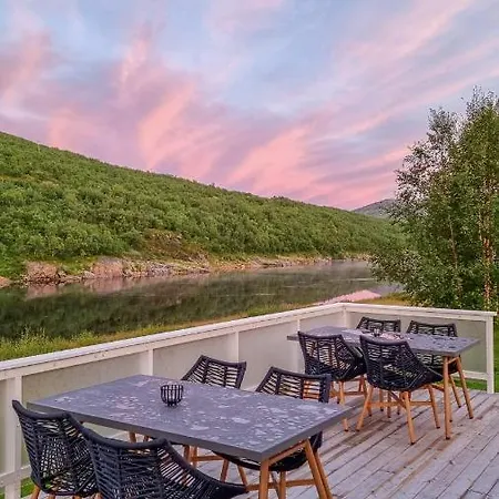 Lodge Levajok *
